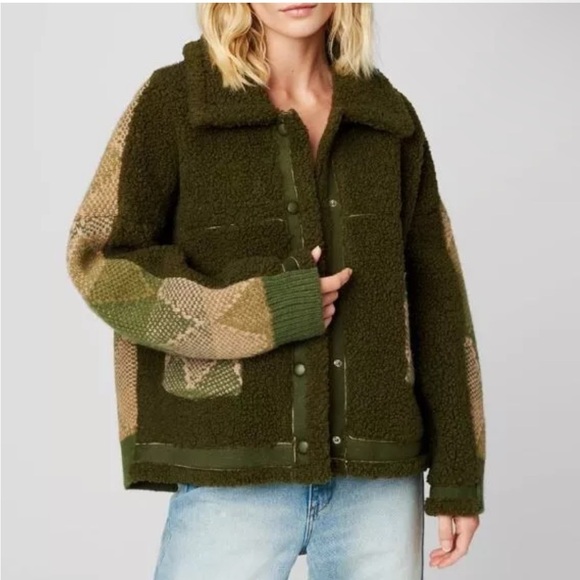 Blank NYC Jackets & Blazers - EUC Anthropologie BLANK NYC
"Timber" Faux Sherpa Oversized Sweater / Jacket XS